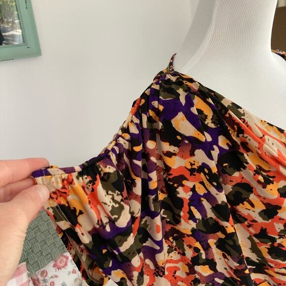 Anne Klein Abstract Print Pullover Top, Size MP - Picture 3 of 7